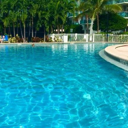 Sunny Isles Beach Spacious Apartment Esterno foto