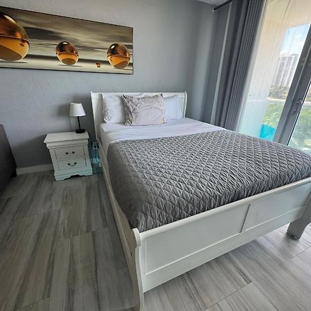 Sunny Isles Beach Spacious Apartment Esterno foto