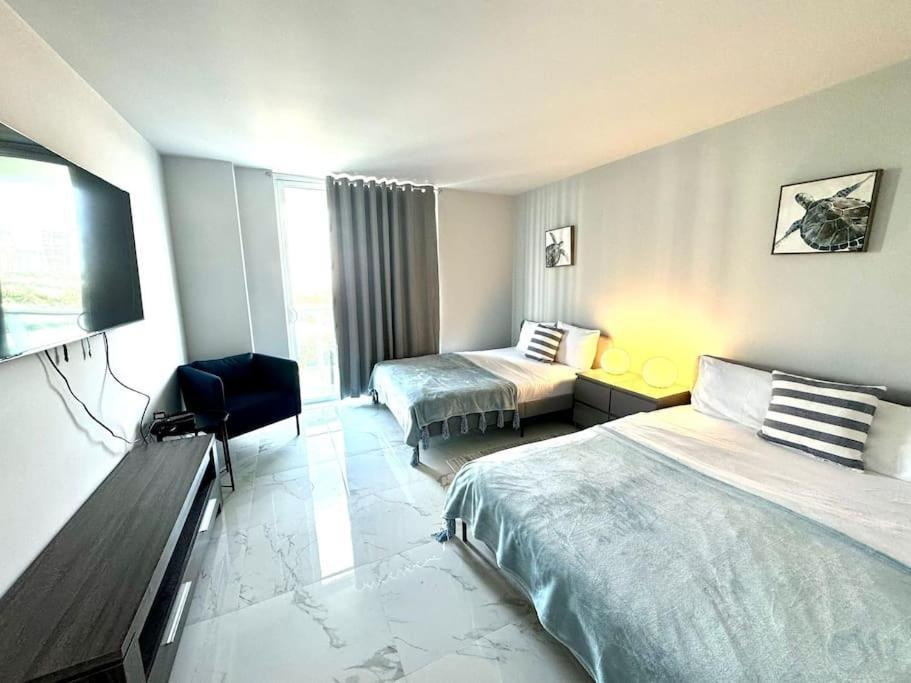 Sunny Isles Beach Spacious Apartment Esterno foto