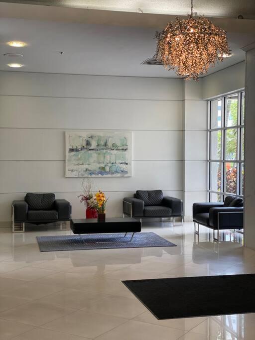 Sunny Isles Beach Spacious Apartment Esterno foto