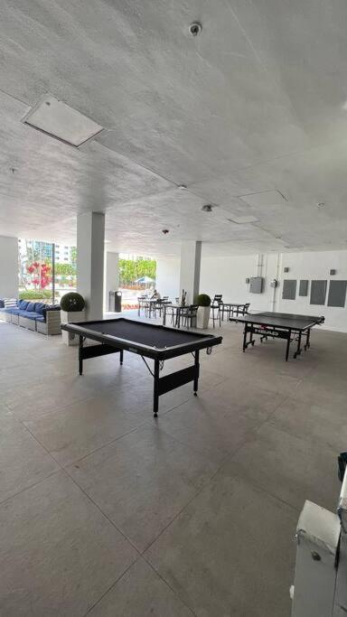 Sunny Isles Beach Spacious Apartment Esterno foto