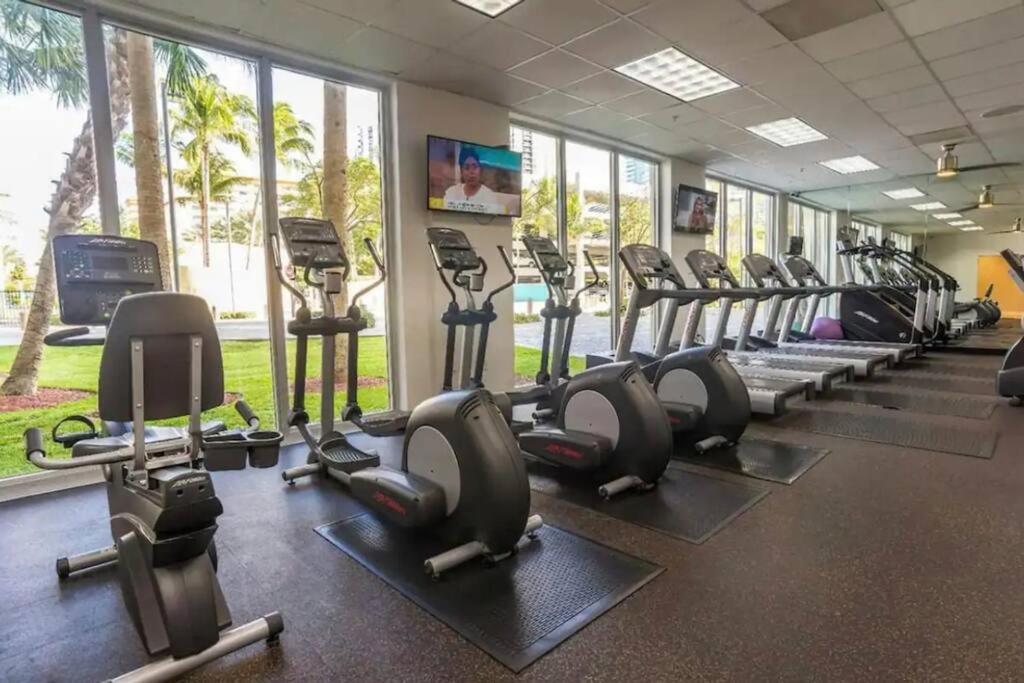 Sunny Isles Beach Spacious Apartment Esterno foto