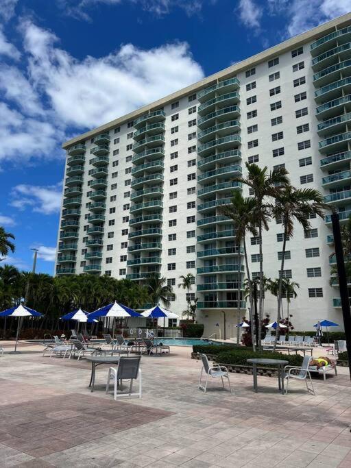 Sunny Isles Beach Spacious Apartment Esterno foto