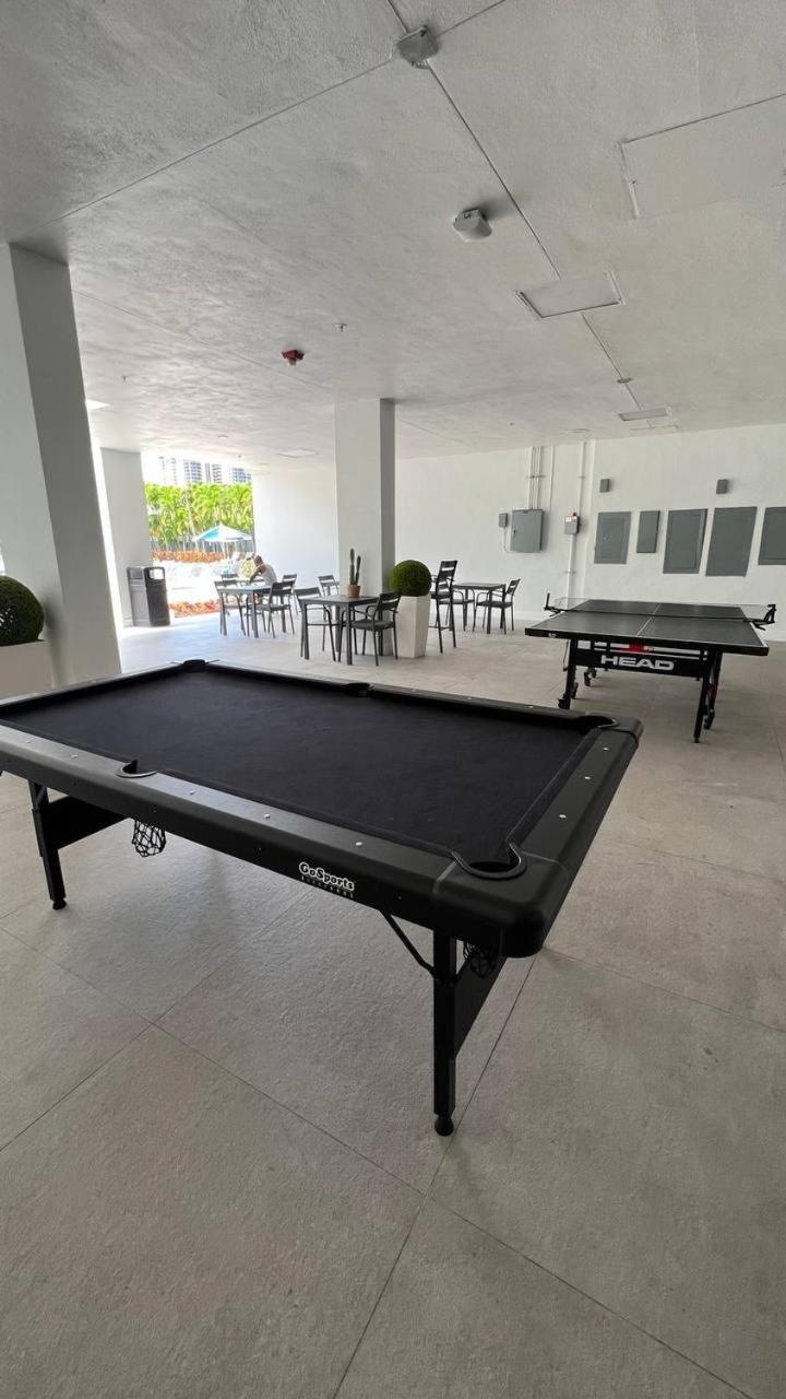 Sunny Isles Beach Spacious Apartment Esterno foto