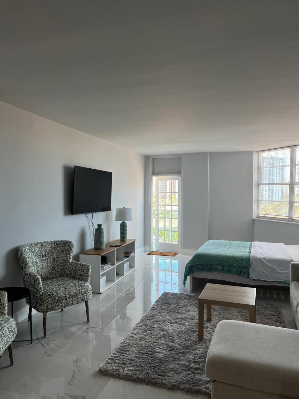 Sunny Isles Beach Spacious Apartment Esterno foto