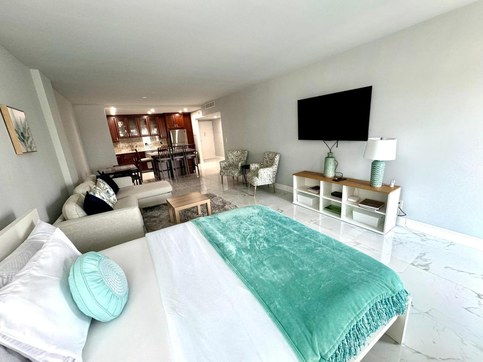 Sunny Isles Beach Spacious Apartment Esterno foto